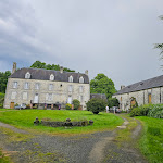 Photo n° 4 de l'avis de Zsuzsanna.i fait le 11/06/2024 à 10:18 pour Château d'Isigny à Isigny-le-Buat