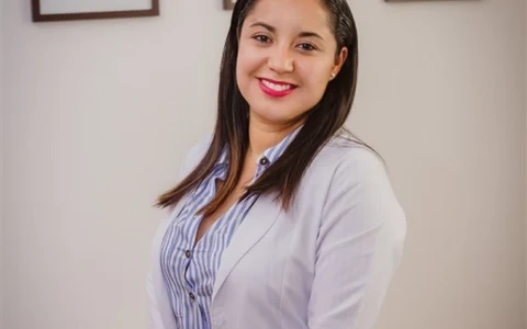 Dra. Glenda Martínez Hernández, Pediatra image