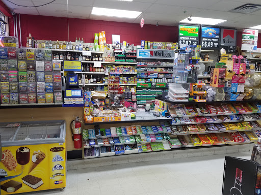 Liquor Store «Royal Liquor & Wine», reviews and photos, 1015 N Randall Rd, Elgin, IL 60123, USA