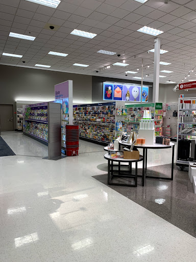 Department Store «Target», reviews and photos, 2099 Skokie Valley Rd, Highland Park, IL 60035, USA