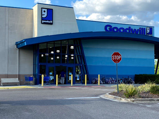 Thrift Store «Goodwill Wesley Chapel Superstore», reviews and photos, 2390 Willow Oak Dr, Wesley Chapel, FL 33544, USA