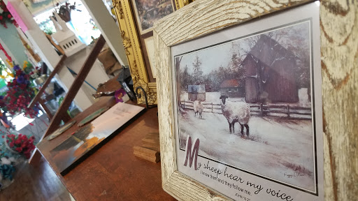 Florist «Exotic Florist & Gifts», reviews and photos, 1909 S Main St, Madisonville, KY 42431, USA