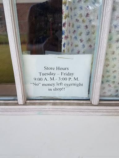 Gift Shop «Thrift & Gift Shop», reviews and photos, 350 N 37th St, Orange, TX 77630, USA