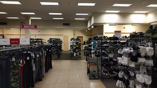 Clothing Store «Burlington Coat Factory», reviews and photos, 74 Broad St, Stamford, CT 06901, USA