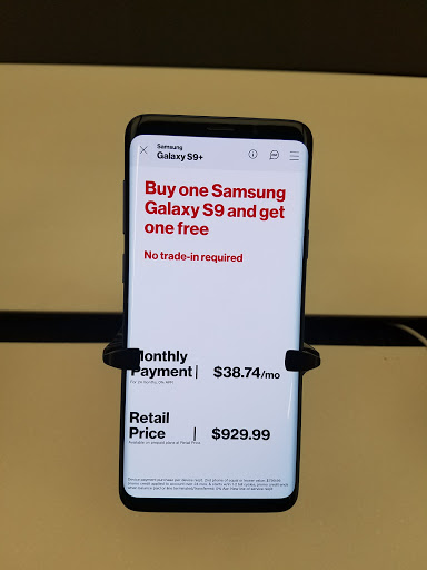 Cell Phone Store «Verizon», reviews and photos, 3419 W Century Blvd, Inglewood, CA 90303, USA