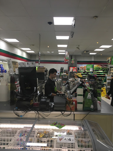 7-Eleven, 15211 Amar Rd, La Puente, CA 91744, USA, 