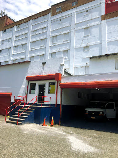 Self-Storage Facility «American Self Storage», reviews and photos, 330 Tompkins Ave, Staten Island, NY 10304, USA