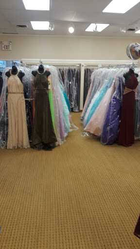 Bridal Shop «Allure Bridal Salon», reviews and photos, 29457 W 6 Mile Rd, Livonia, MI 48152, USA