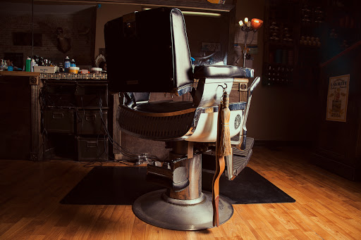 Barber Shop «Old Familiar Barber Shop, LLC», reviews and photos, 116 Parsons Ave, Columbus, OH 43205, USA