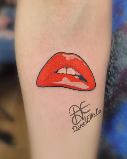 Find bubble tattoo ideas for your next unique tattoo in Warner Robins at Atomic Valkyrie