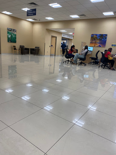 Used Car Dealer «CarMax», reviews and photos, 7420 W State Rd 84, Davie, FL 33317, USA