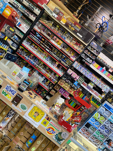 Tobacco Shop «King Smoke Shop», reviews and photos, 9611 W Camelback Rd, Phoenix, AZ 85037, USA