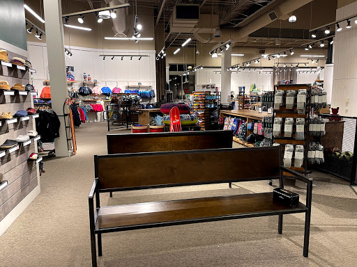 Clothing Store «L.L. Bean», reviews and photos, 75 Evergreen Way, South Windsor, CT 06074, USA