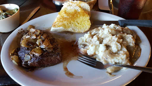 Restaurant «Irish Bred Pub & Grill», reviews and photos, 210 Adamson Square, Carrollton, GA 30117, USA