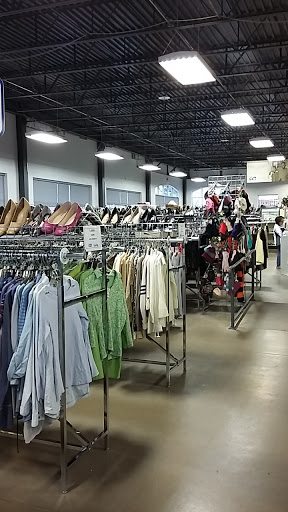 Thrift Store «St. Vincent de Paul Thrift Store and Donation Center», reviews and photos, 2300 Beechmont Ave, Cincinnati, OH 45230, USA