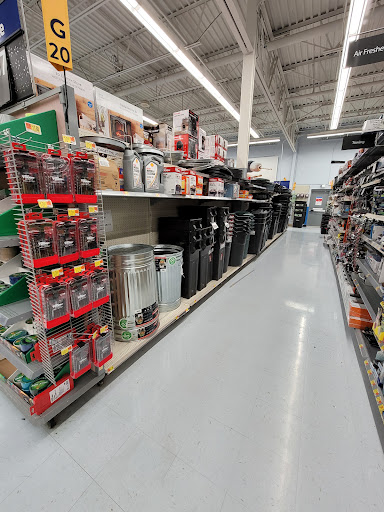Discount Store «Walmart», reviews and photos, 44575 Mound Rd, Sterling Heights, MI 48314, USA