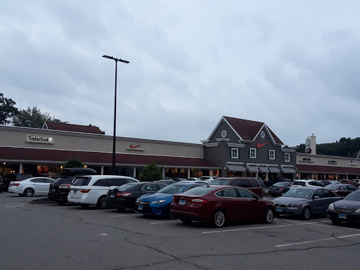 Shopping Mall «Clinton Crossing Premium Outlets», reviews and photos, 20 Killingworth Turnpike, Clinton, CT 06413, USA