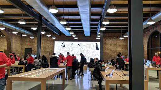 Computer Store «Apple Williamsburg», reviews and photos, 247 Bedford Ave, Brooklyn, NY 11211, USA