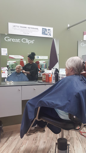 Hair Salon «Great Clips», reviews and photos, 5594 W Broadway Ave, Crystal, MN 55428, USA
