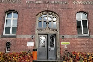 Charité Campus Mitte Med. Klinik - Psychosomatik u. Psychotherapie image