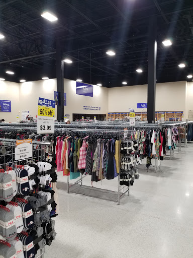 Thrift Store «Goodwill Retail & Donation Center», reviews and photos