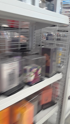 Clothing Store «Ross Dress for Less», reviews and photos, 9727 Laurel Canyon Blvd, Arleta, CA 91331, USA