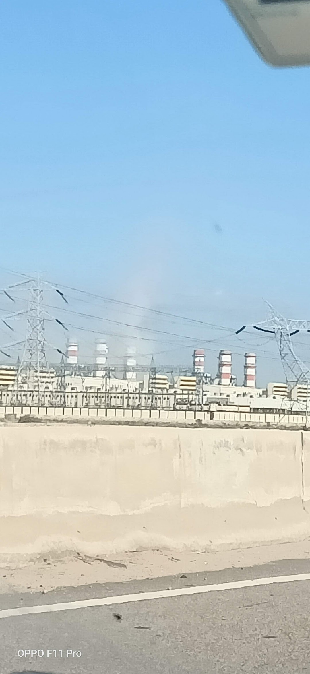 محطة توليد الكهرباء بدمياط