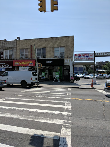 Cell Phone Store «Cricket Wireless Authorized Retailer», reviews and photos, 9052 Sutphin Blvd, Jamaica, NY 11435, USA