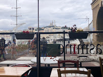 Atmosphère du Restaurant Yasmine Vieux Port à Marseille - n°18