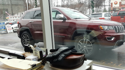 Used Car Dealer «Dutchess Chrysler Jeep Dodge», reviews and photos, 2285 South Rd, Poughkeepsie, NY 12601, USA