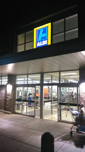 Supermarket «ALDI», reviews and photos, 901 17th St NE, Washington, DC 20002, USA