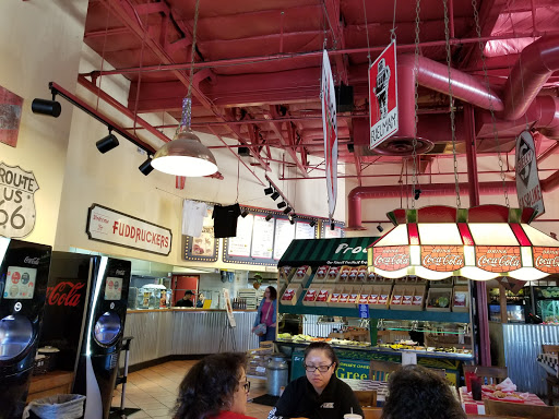 Shopping Mall «Union Landing Shopping Center», reviews and photos, I-880, Union City, CA 94587, USA