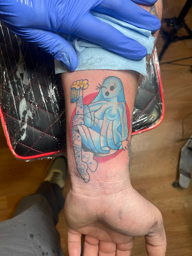 Explore shoulder mens tattoo ideas, creative tattoo ideas in Scott City, available at Distinked Art and Tattoo