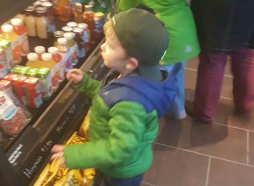 Coffee Shop «Starbucks», reviews and photos, 290 W Jefferson St, Syracuse, NY 13202, USA