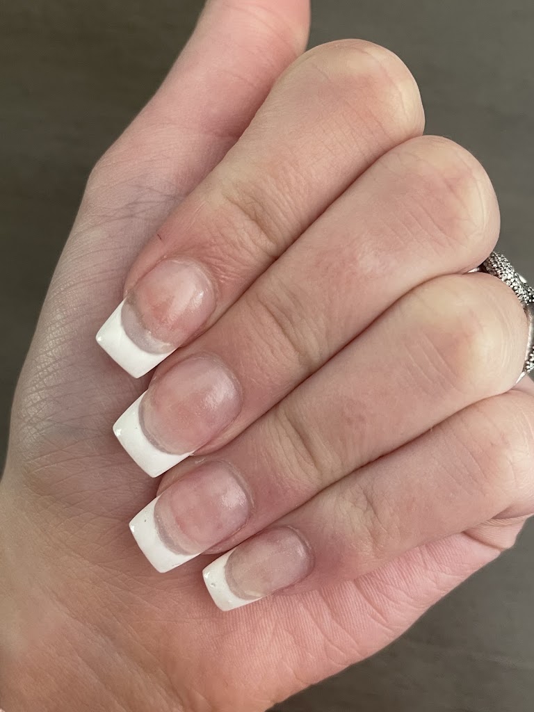 Chloe nails & spa 125 faunce corner Rd unit 3-4 north Dartmouth massachusetts 02745 02747