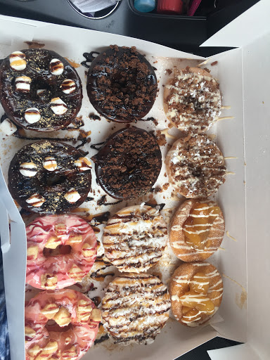 Donut Shop «Crazy Good Donuts & Ice Cream», reviews and photos, 2201 Upton Dr #904, Virginia Beach, VA 23454, USA