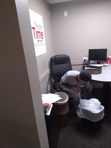 Toyota Dealer «Fred Anderson Toyota of Asheville», reviews and photos, 777 Brevard Rd, Asheville, NC 28806, USA