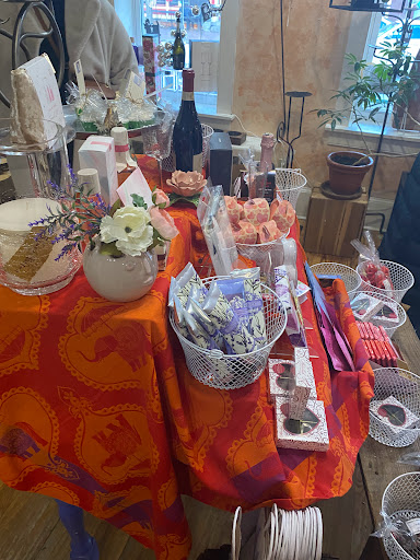 Gift Shop «German Street Coffee-Candlery», reviews and photos, 103 W German St, Shepherdstown, WV 25443, USA