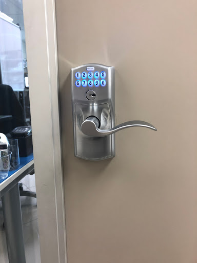 Locksmith «General Locksmith», reviews and photos, 311 S Highland Dr, Hollywood, FL 33021, USA