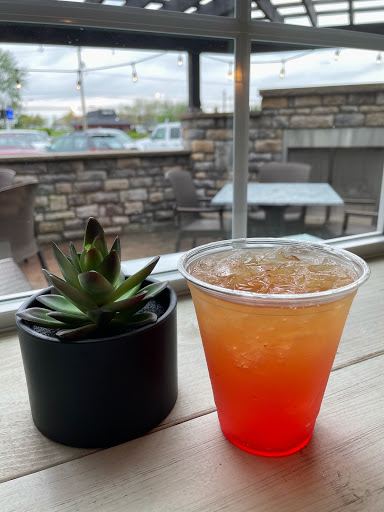 Cafe «Front Porch Cafe», reviews and photos, 932 W Maple St, Hartville, OH 44632, USA