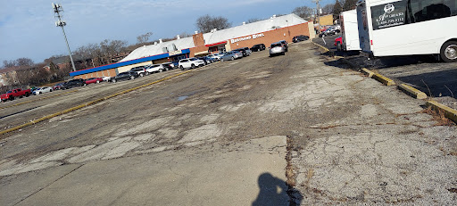 Bowling Alley «Bertrand Bowling Lanes Inc», reviews and photos, 2616 Washington St, Waukegan, IL 60085, USA