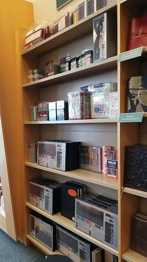 Book Store «Barnes & Noble», reviews and photos, 614 S Meadow St, Ithaca, NY 14850, USA