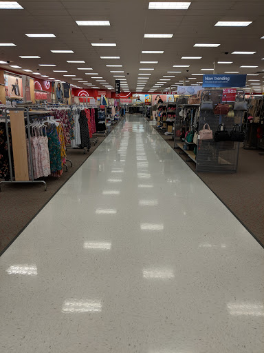 Department Store «Target», reviews and photos, 660 N Edwards Blvd, Lake Geneva, WI 53147, USA