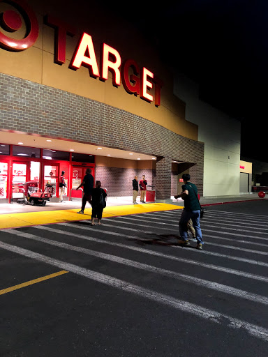 Shopping Mall «Vacaville Commons Shopping Center», reviews and photos, 2098 Harbison Dr, Vacaville, CA 95687, USA