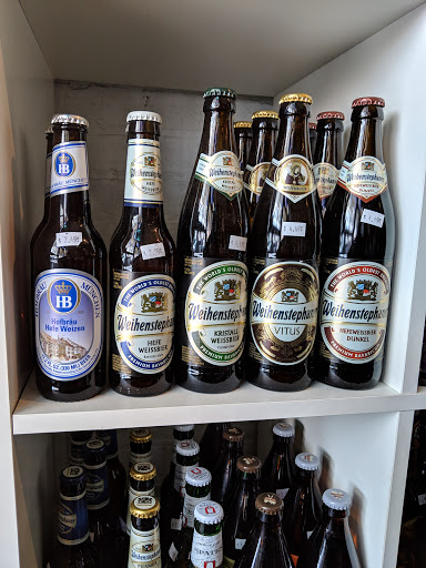 Liquor Store «Louisville Beer Store», reviews and photos, 746 E Market St, Louisville, KY 40202, USA