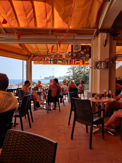 Restaurante Bacchus, Terrace - Las Gaviotas, Av. Antonio Machado, 57, Local 20, 29630 Benalmádena, Málaga, Spain