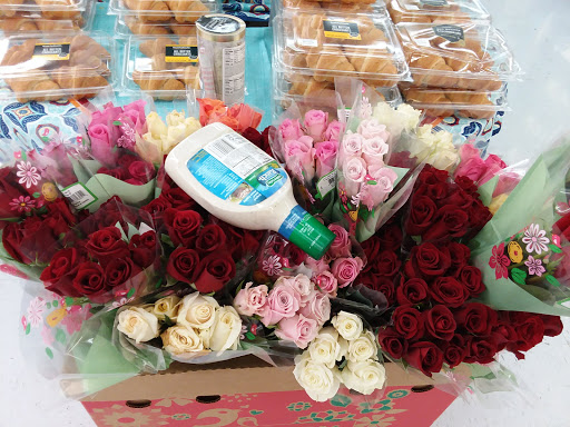 Department Store «Walmart Supercenter», reviews and photos, 33 Sherwood Dr, Tilton, NH 03276, USA