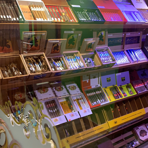 Tobacco Shop «Evergreen Tobacco», reviews and photos, 306 E Green St, Champaign, IL 61820, USA