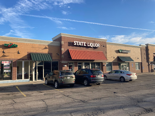 Shorecenter Beverage & Liquor, 22808 Lakeshore Blvd, Cleveland, OH 44123, USA, 