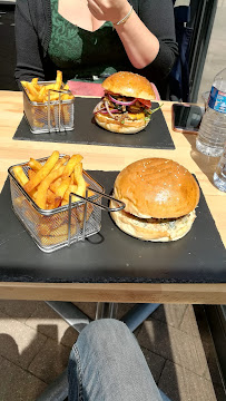 Plats et boissons du Restaurant de hamburgers Yankee Burger Fast-food Nanterre Préfecture - n°9